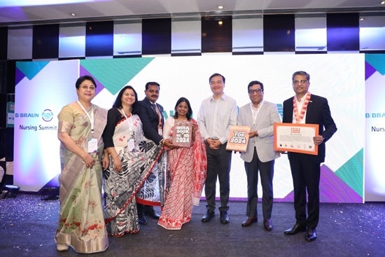 Anna Maria Braun presenting annual report conference titled empowered by technology