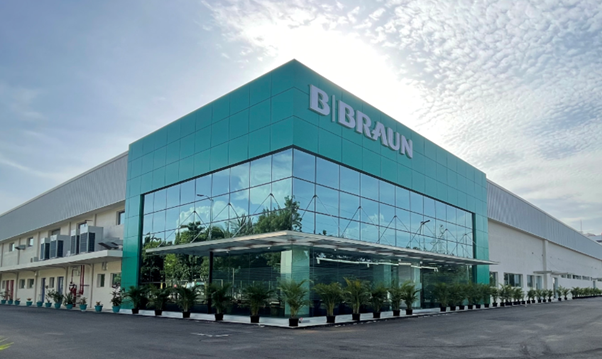 B. Braun visitor center building featuring a B. Braun big logo, radiating a sense of hospitality and openness to all who approach. 